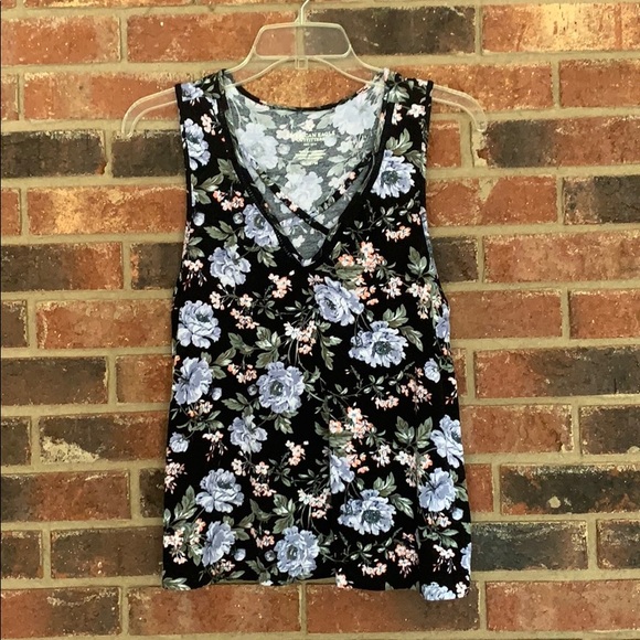 🌵3 for $10🌵  Women’s Floral Tank Top - Picture 1 of 3